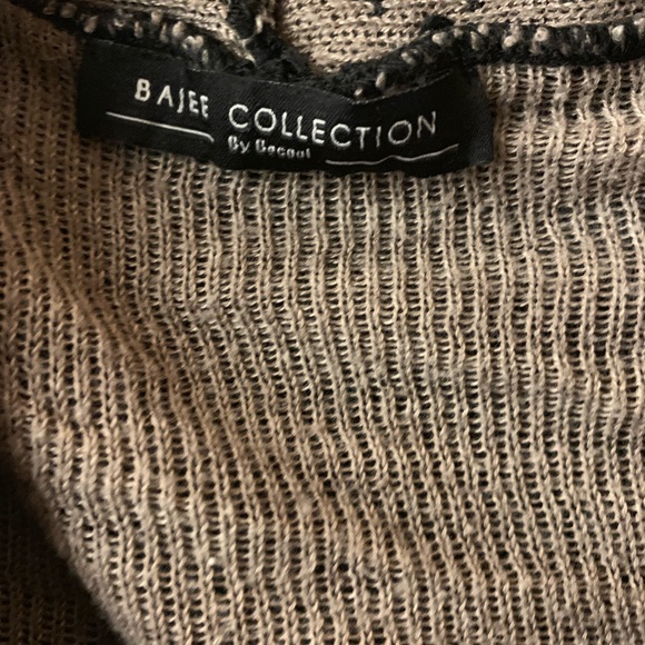 Black and Tan Printed Cardigan - Picture 3 of 3